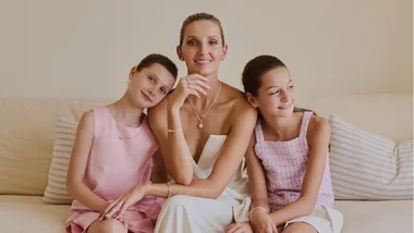 kate waterhouse and daughters